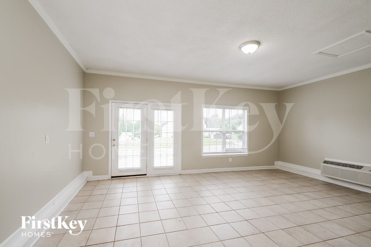 132 Northridge Dr - Photo 7 of 15