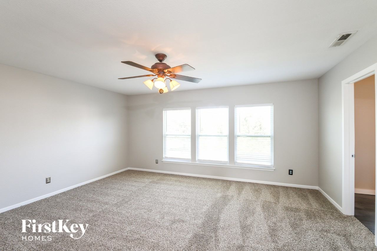 21498 Raccoon Ct - Photo 7 of 15