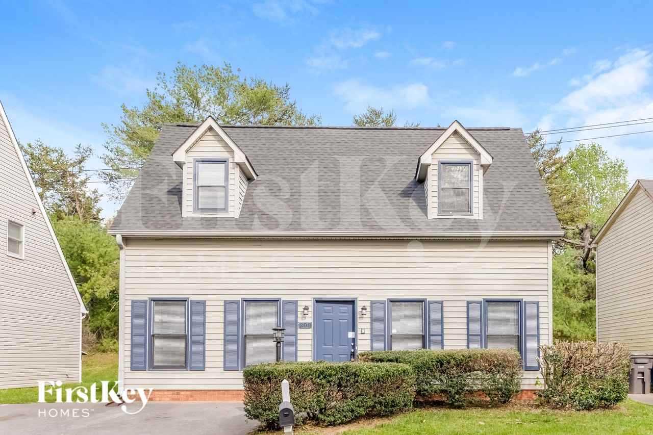 208 Guinevere Ct