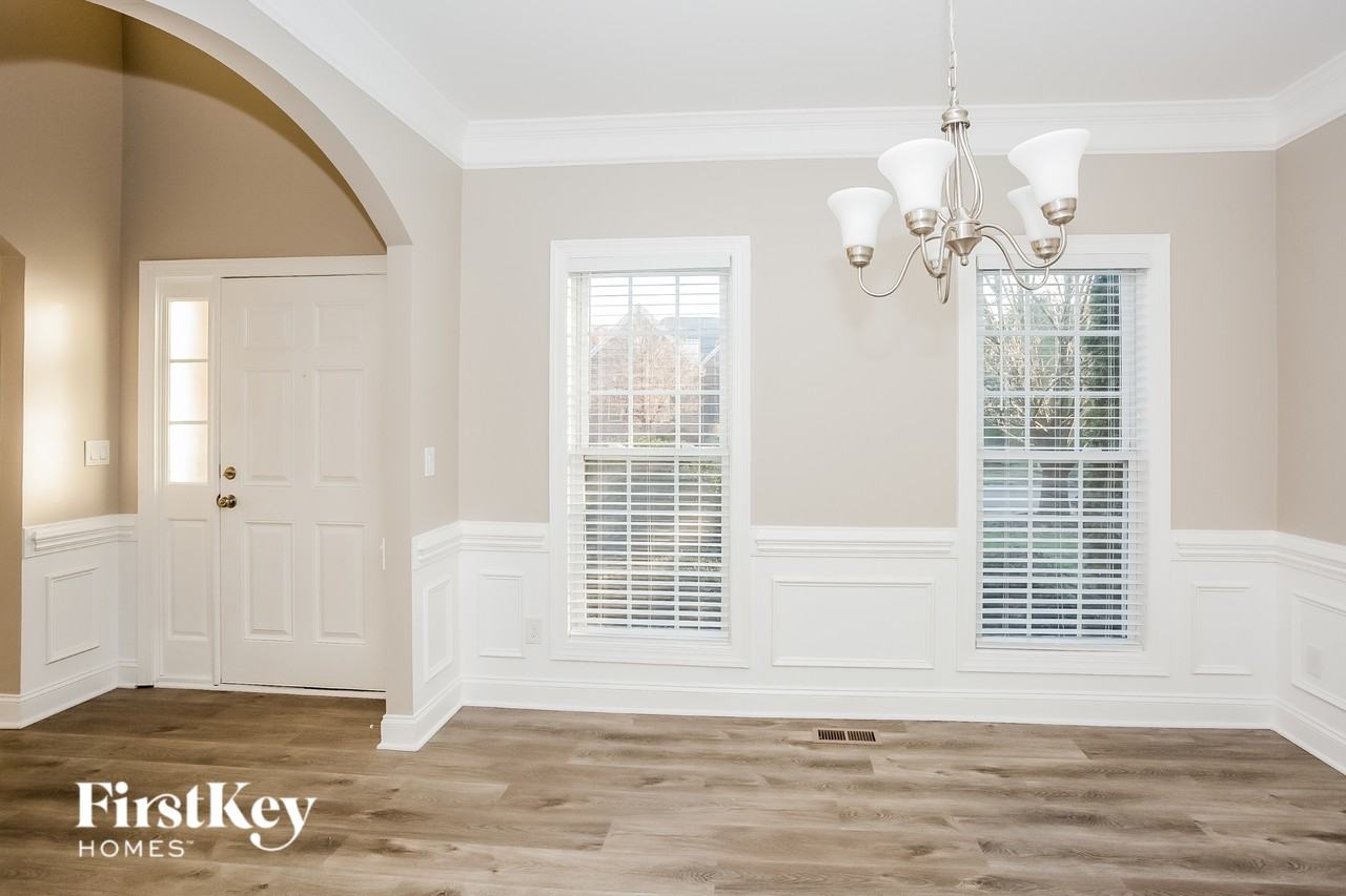 4307 Beech Wood Ct - Photo 5 of 15