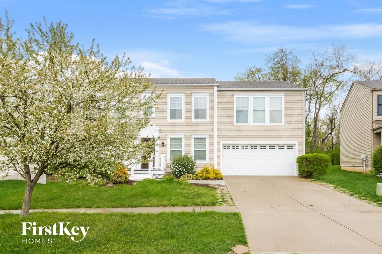 3190 Shadow Ridge Ct - Photo 2 of 15