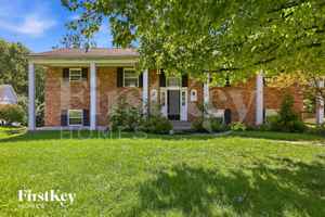 featured image of 7169 Woodland Cir
