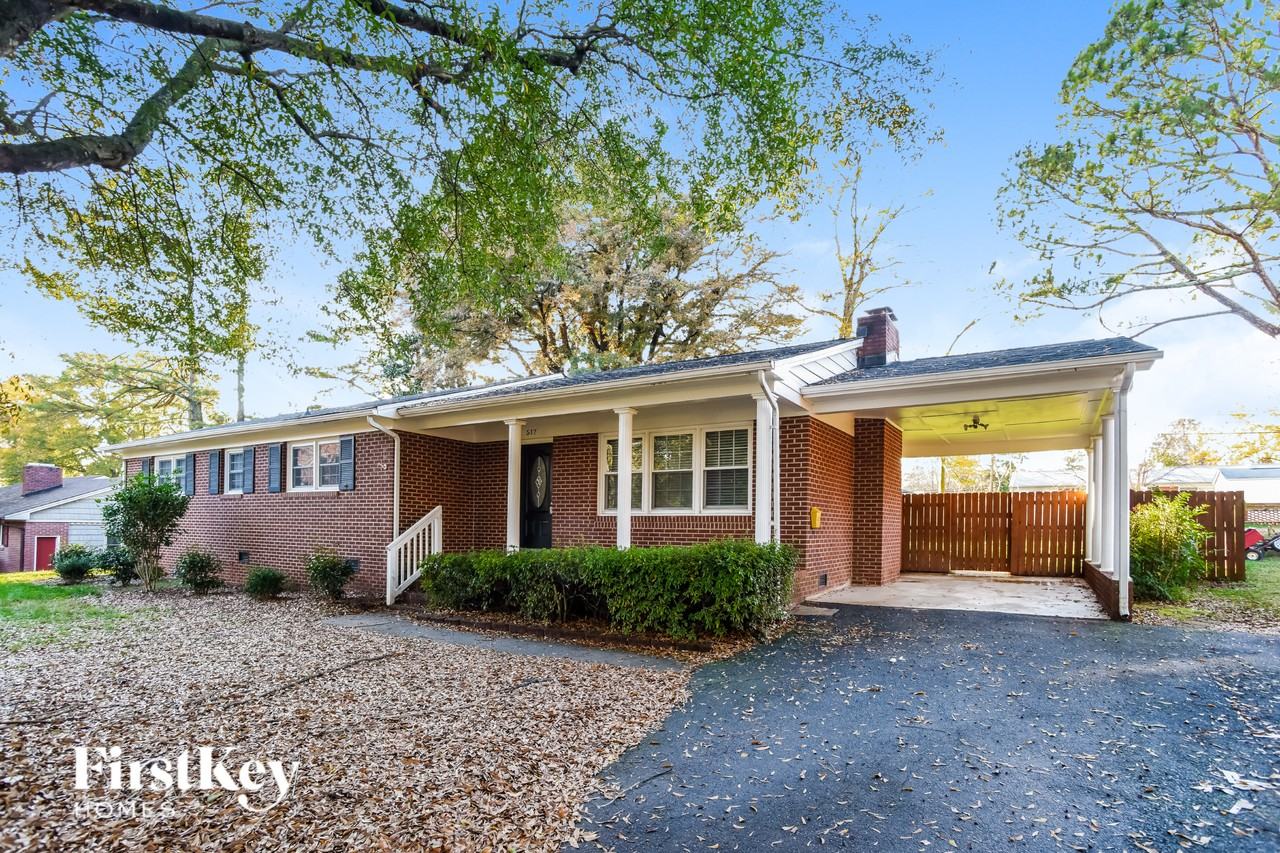 517 Downey Pl - Photo 2 of 15