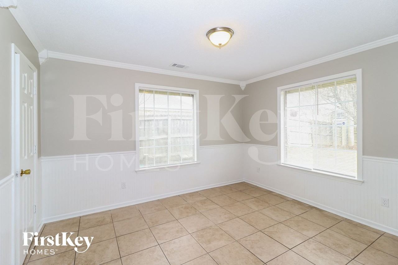 2750 Park Crest Cv - Photo 5 of 15