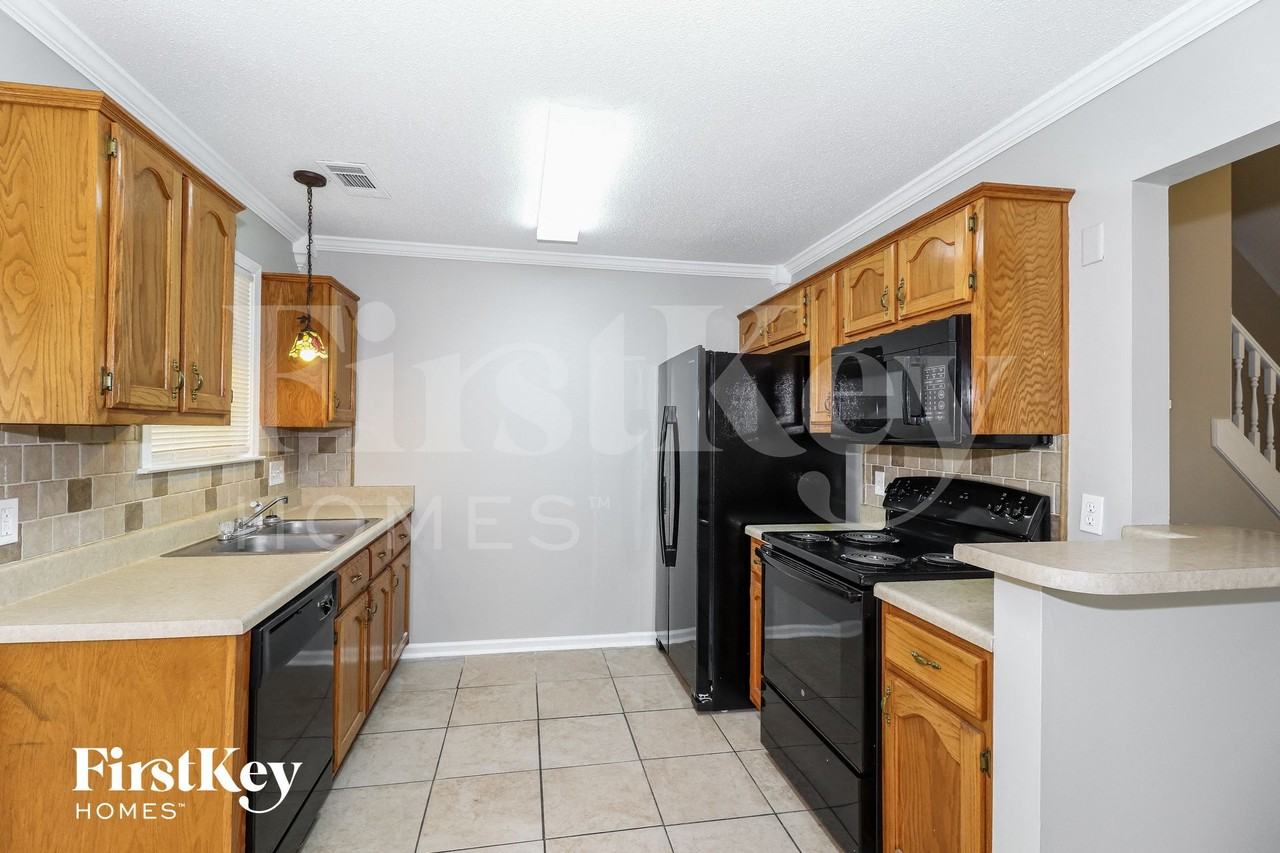 2750 Park Crest Cv - Photo 6 of 15