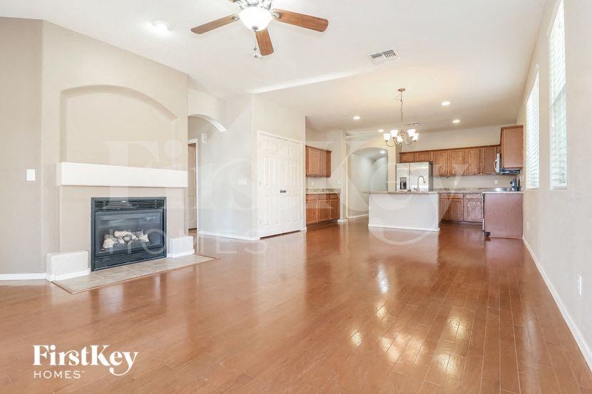 16963 W Windermere Way - Photo 4 of 15