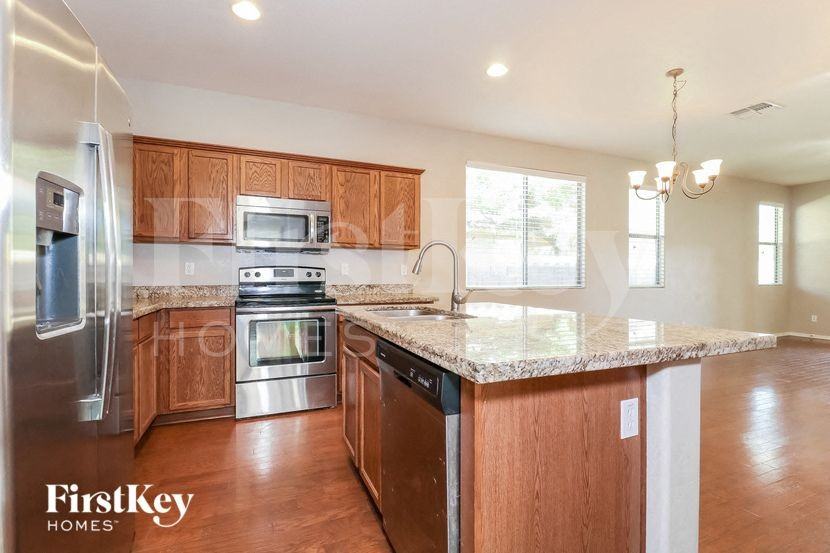 16963 W Windermere Way - Photo 6 of 15