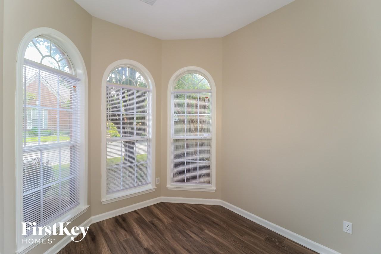 7420 Bakers Glenn Ln - Photo 5 of 15