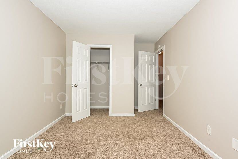 3784 Soapstone Rd - Photo 6 of 15