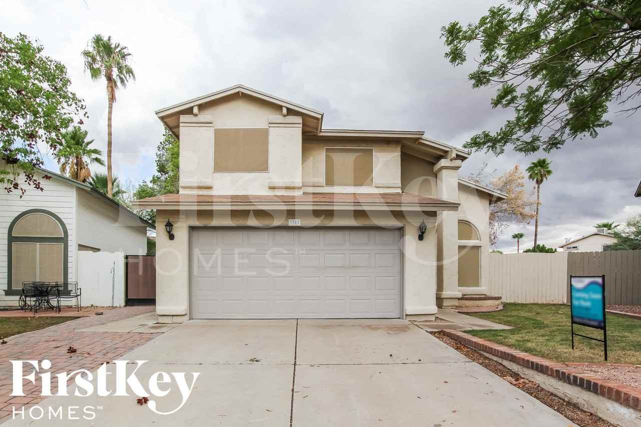 3702 W Cielo Grande - Photo 2 of 15