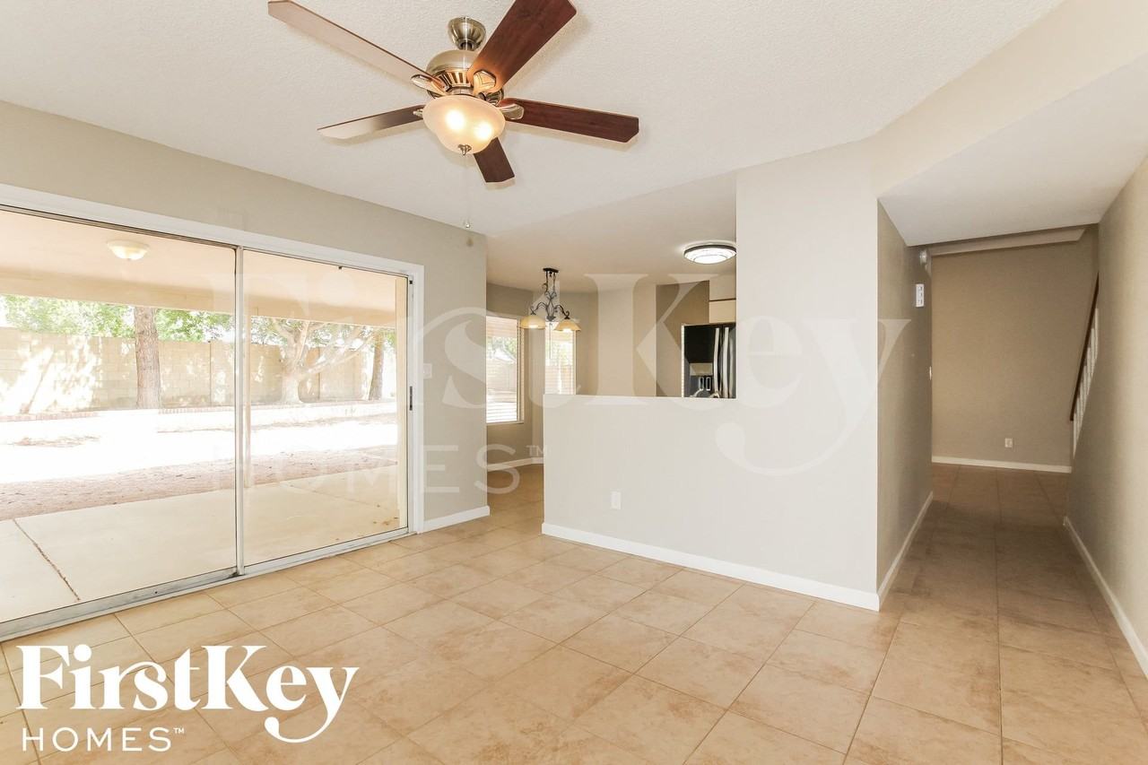 3702 W Cielo Grande - Photo 5 of 15