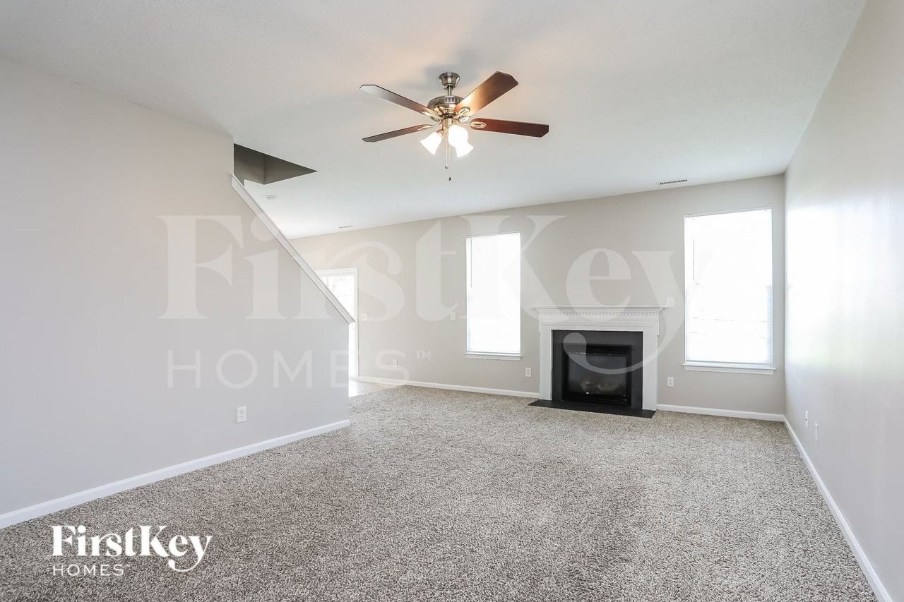 2851 Orchard Trace Way - Photo 4 of 15