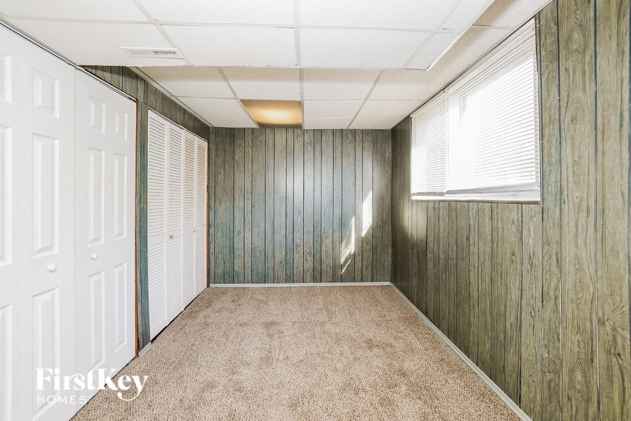 151 E Mulberry Dr - Photo 6 of 16