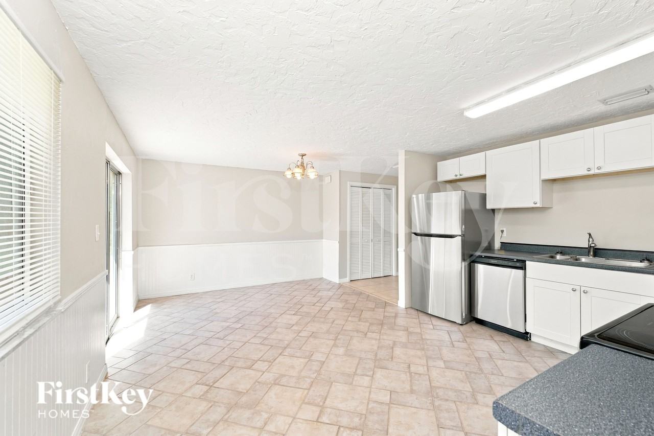 1428 Seterrace - Photo 6 of 17