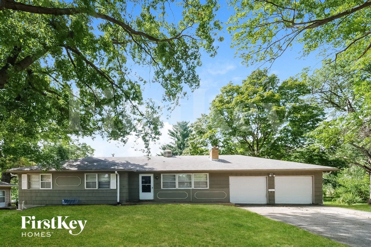12405 E 52nd Ter