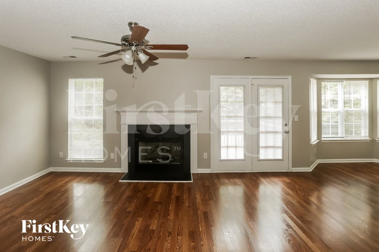 12105 Meadow Post Ln - Photo 5 of 16