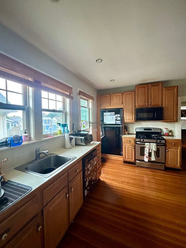67 Hillsdale Rd ## 69 - Photo 4 of 16
