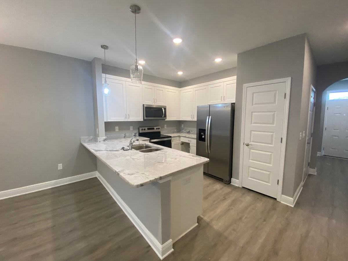 961 Skylark Rd - Photo 5 of 34