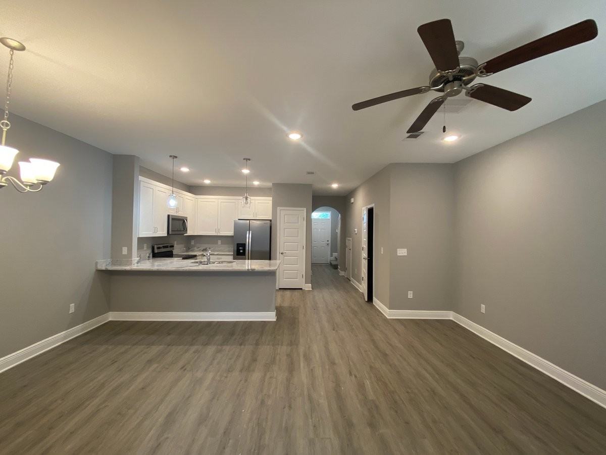 963 Skylark Rd - Photo 3 of 33
