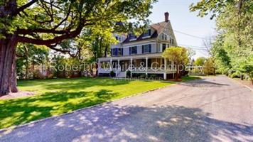 featured image of 27 W Lane #1A
