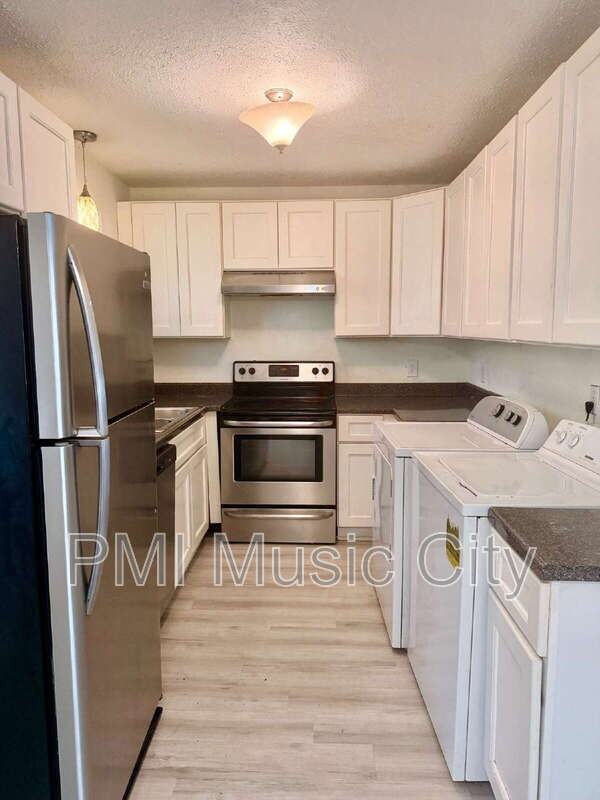 329 Scalf Dr #B - Photo 2 of 14