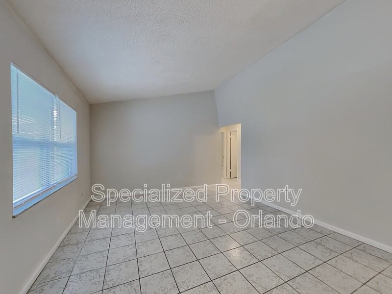 600 Stanford Dr - Photo 4 of 25