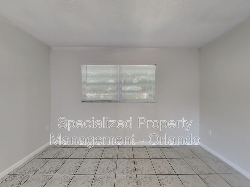 600 Stanford Dr - Photo 5 of 25