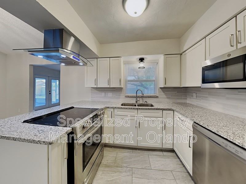 600 Stanford Dr - Photo 7 of 25