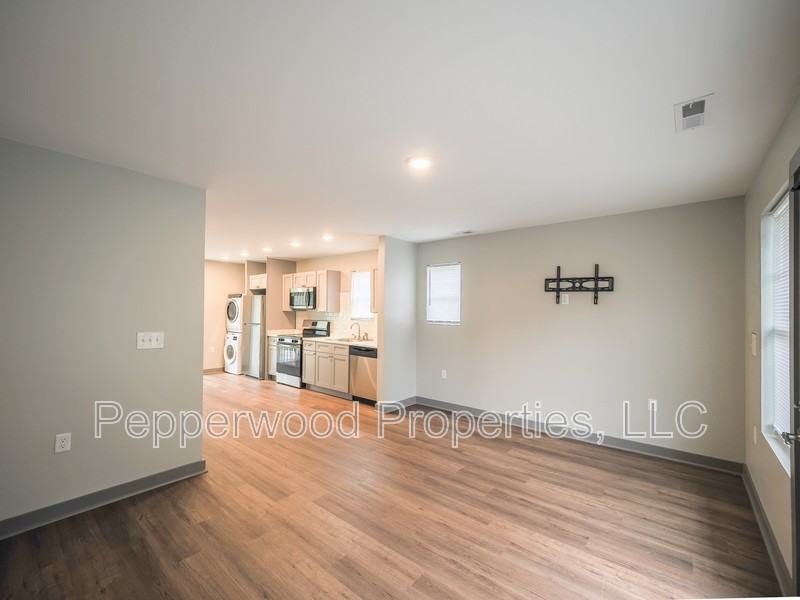 18 Ladson St - Photo 6 of 16