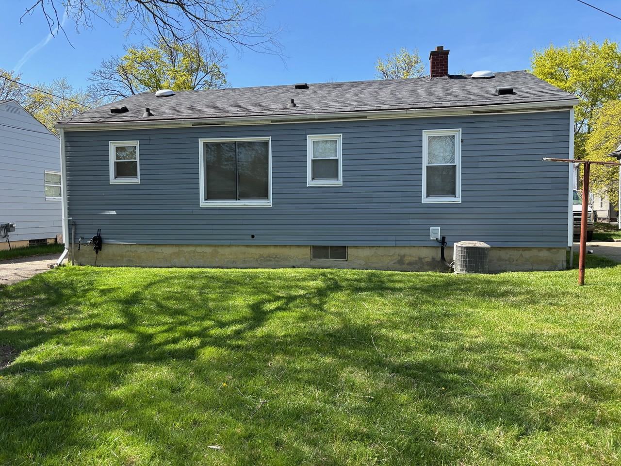 4410 Greenlawn Dr - Photo 5 of 29