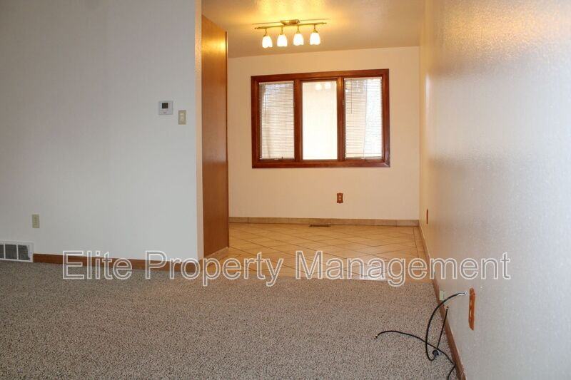 9 Armstrong Ln - Photo 5 of 21