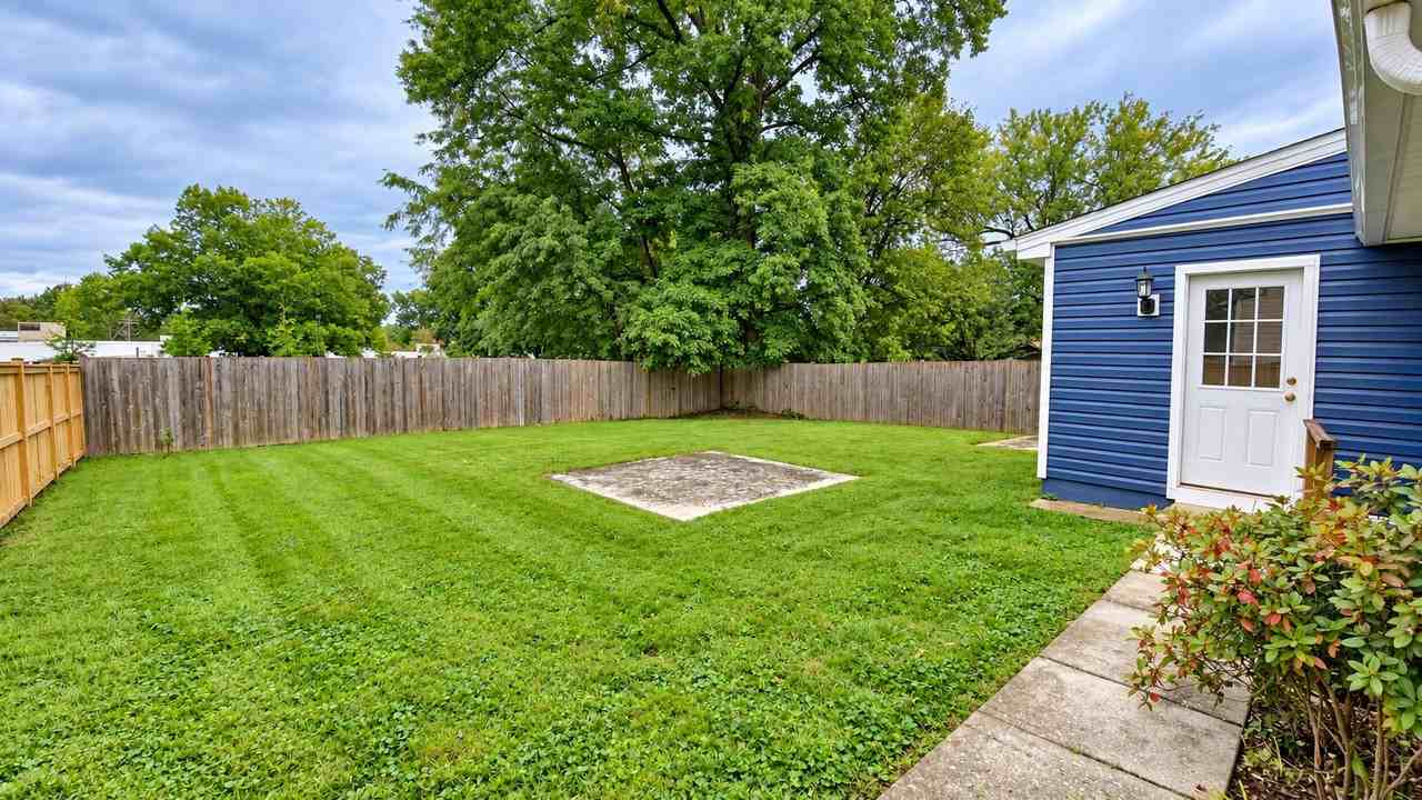5934 Lemay Rd - Photo 3 of 29
