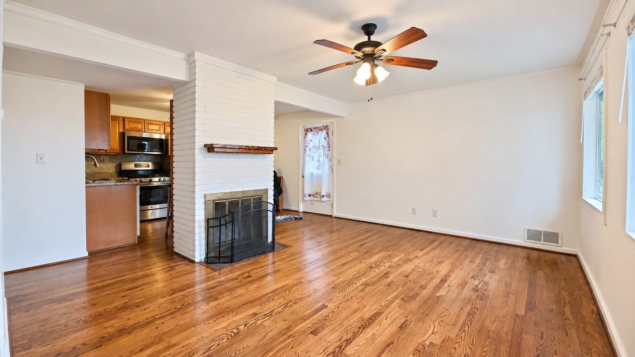 5934 Lemay Rd - Photo 7 of 29