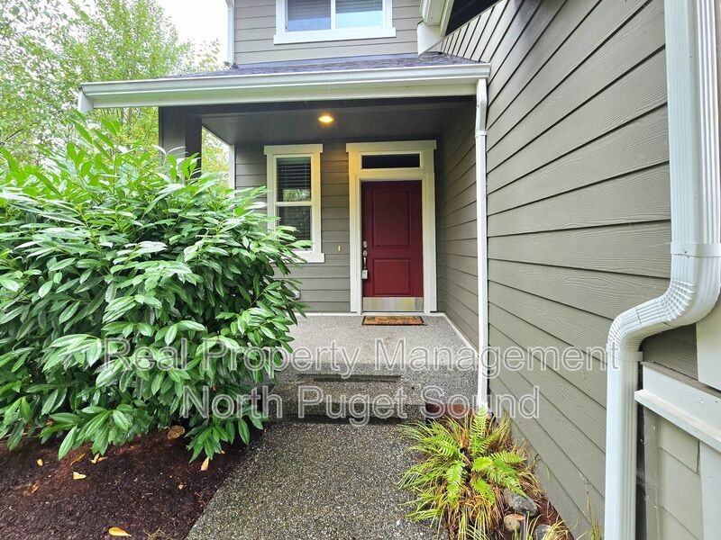 8432 75th St Ne - Photo 2 of 27
