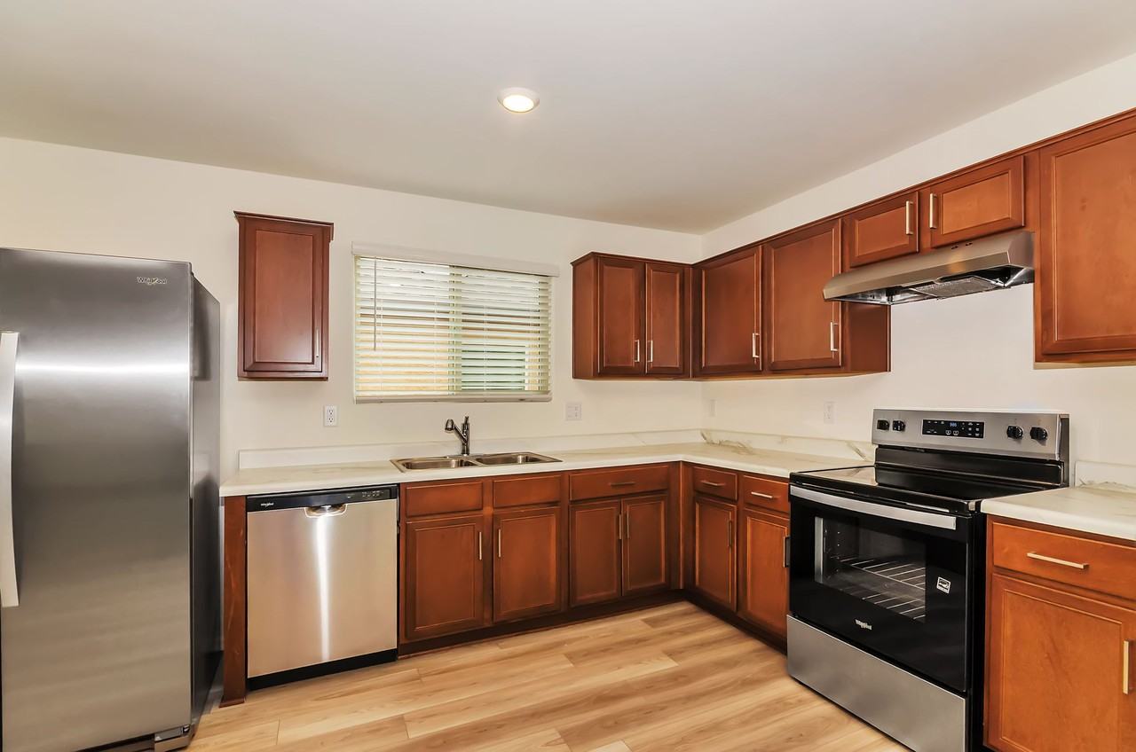 2149 E Supersonic St - Photo 6 of 25