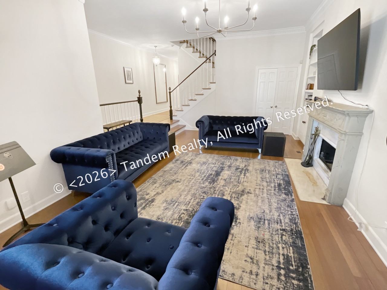 1026A 18th Ave S - Photo 2 of 23