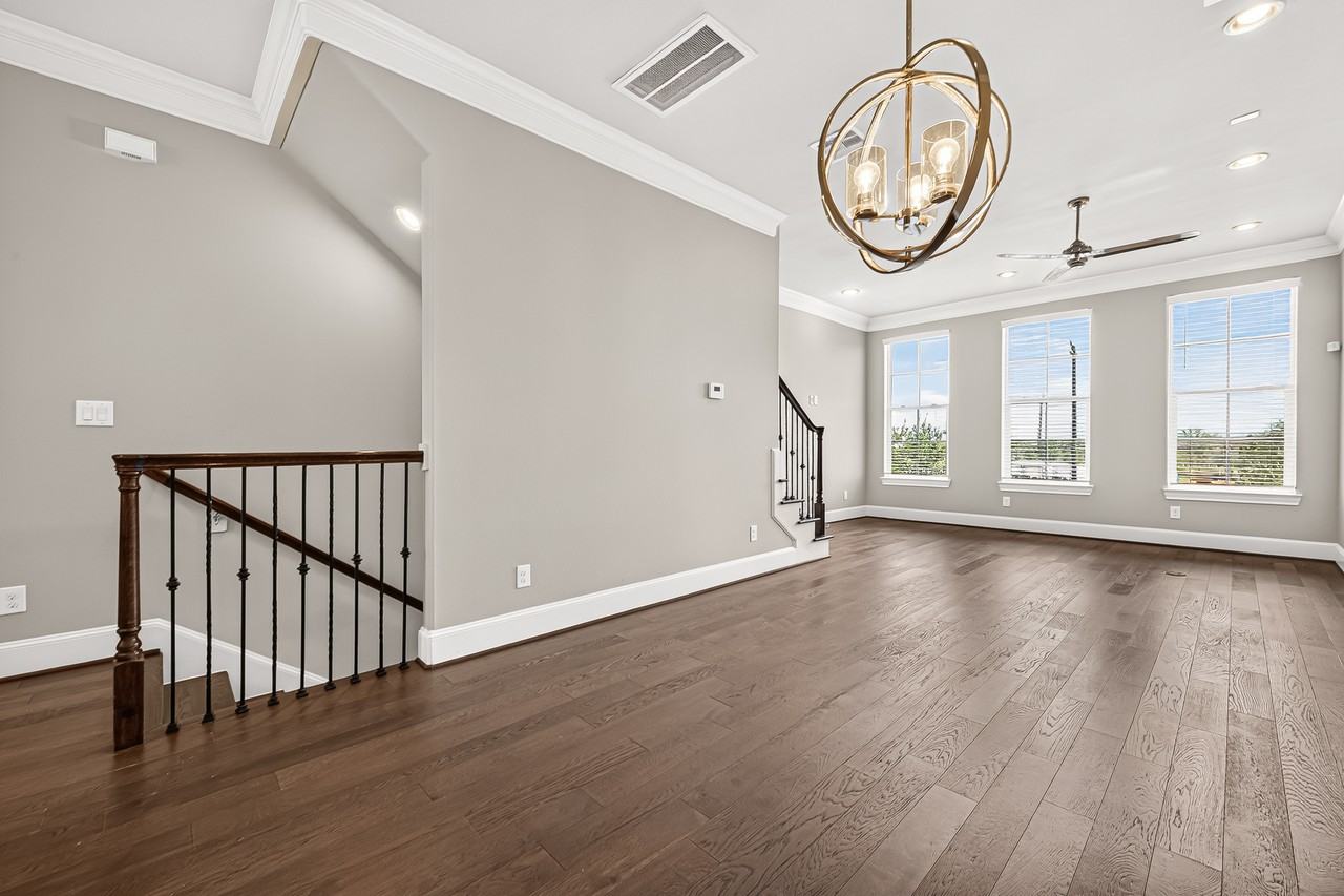 9656 Knight Rd - Photo 5 of 37