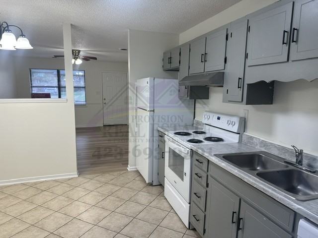 149 Eastview Ave Nw - Photo 6 of 15