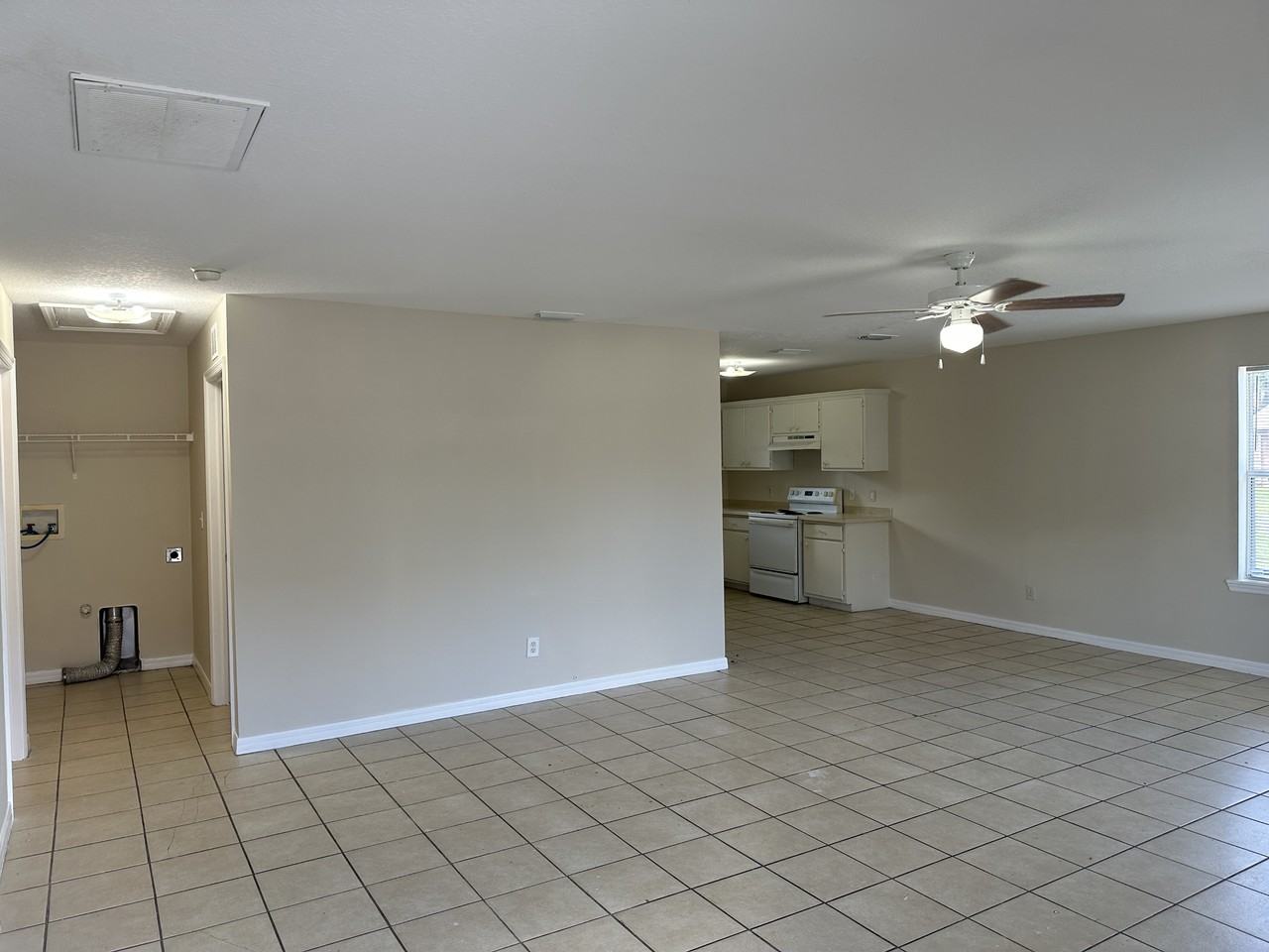 4850 9th St - Photo 2 of 13