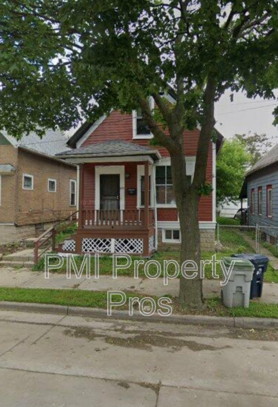 615 W Chambers St - Photo 2 of 10