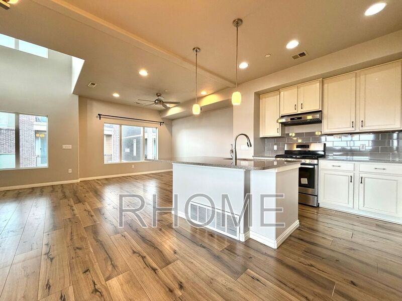 14 S Rio Grand Ave - Photo 3 of 23