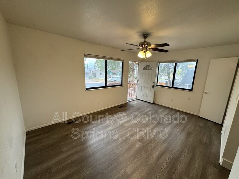 44 Sunflower Rd #A - Photo 4 of 13