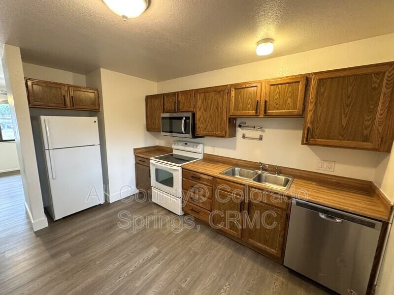 44 Sunflower Rd #A - Photo 6 of 13