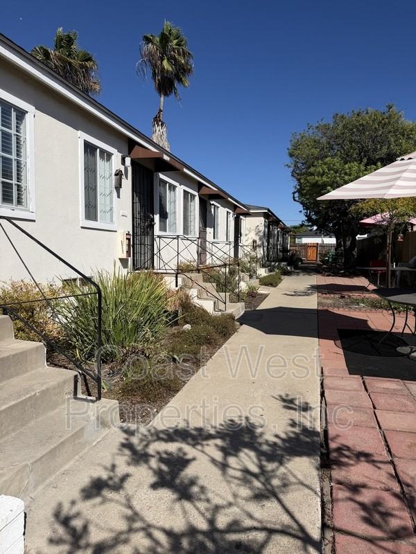4421 College Ave - Photo 2 of 12