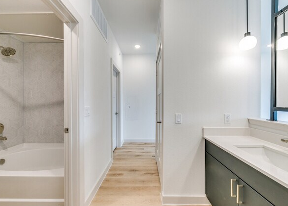 603 Texas Street #5111.4 - Photo 4 of 10