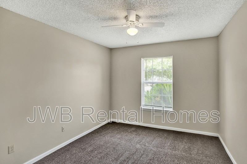 8516 Shuter Ct - Photo 7 of 17