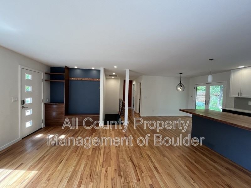 2265 Floral Dr - Photo 4 of 25
