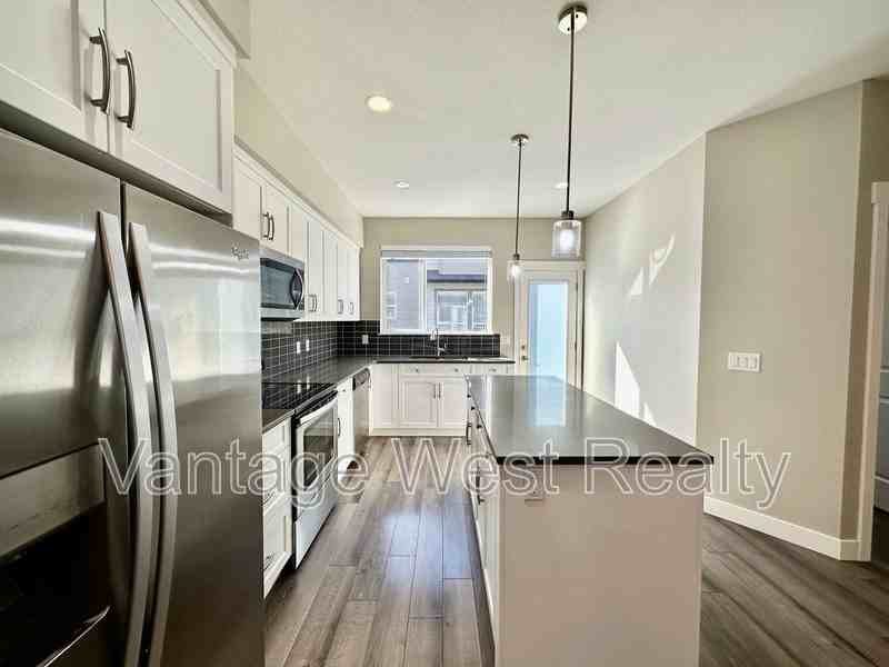 2400 Tuscany Dr - Photo 3 of 43