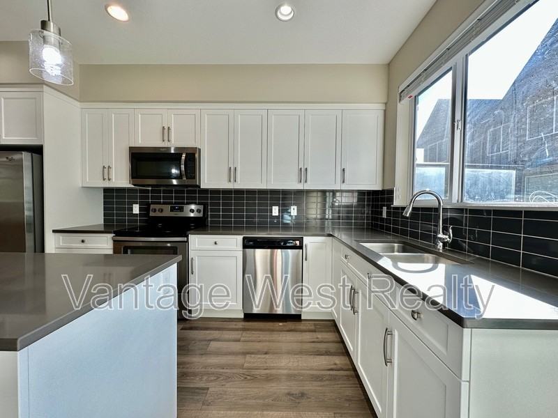 2400 Tuscany Dr - Photo 5 of 43
