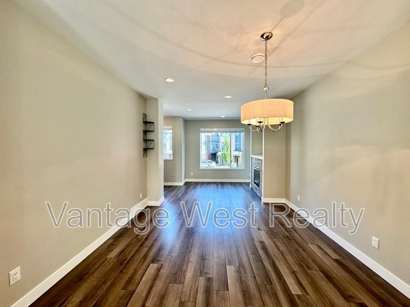 2400 Tuscany Dr - Photo 7 of 43